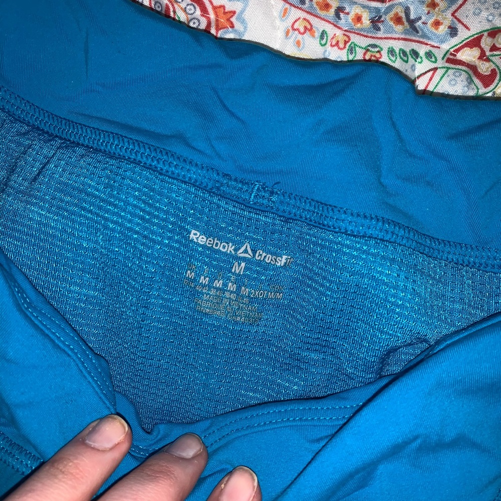 Shorts - Picture 2 of 3